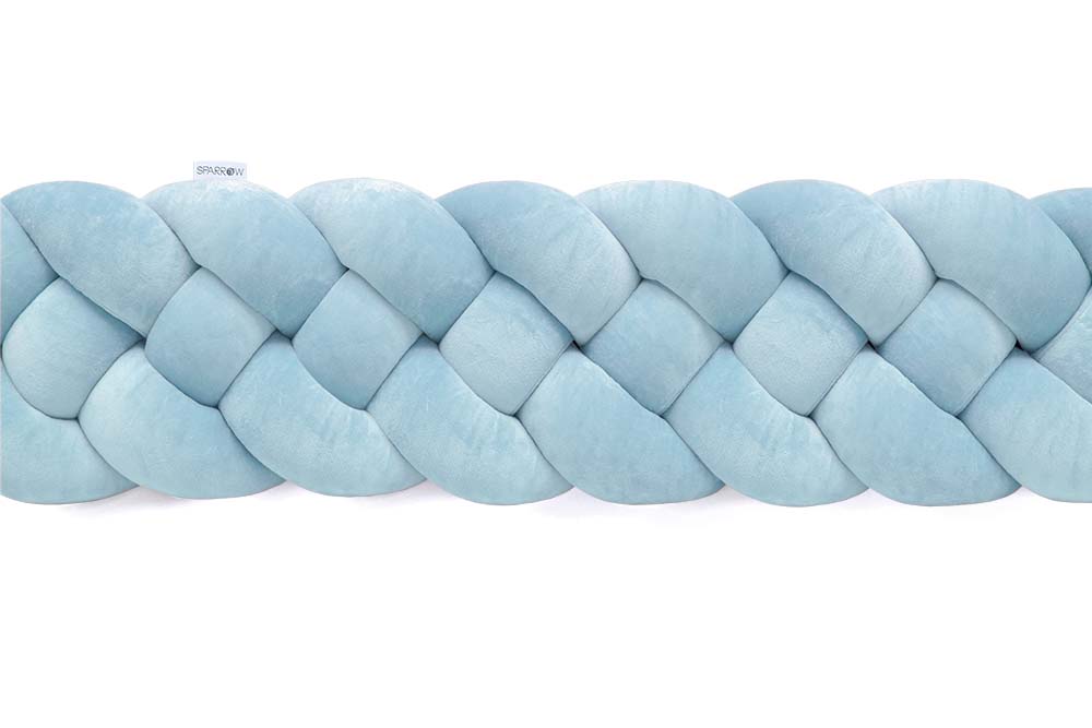 Velvet bedbumper vlecht met 4 strengen / ijsblauw
